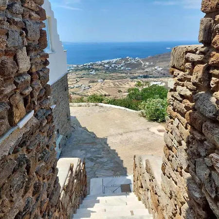 Гостевой дом Sea View Exclusive - Tinos 4*