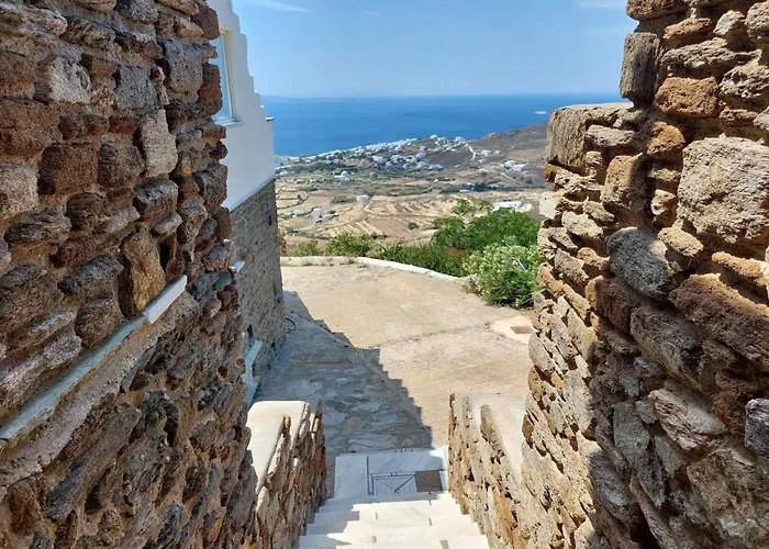 Гостевой дом Sea View Exclusive - Tinos 4*