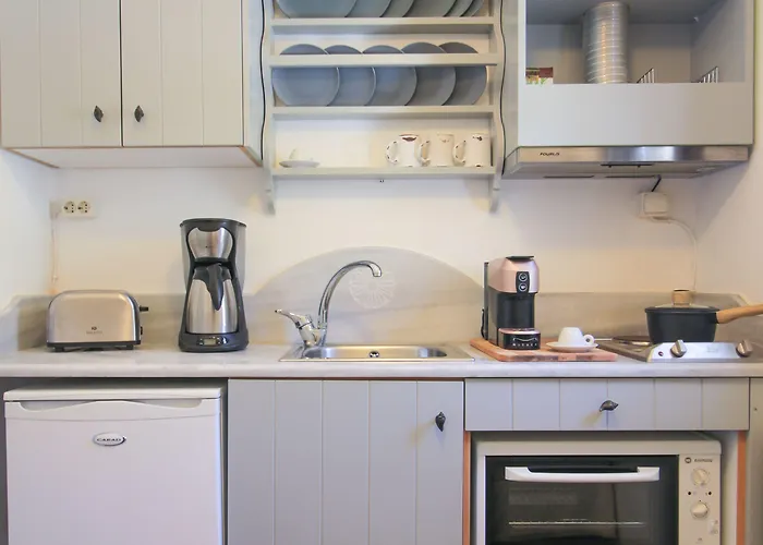 Гостевой дом Sea View Exclusive - Tinos 4*